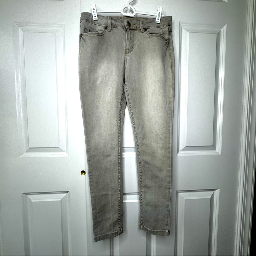 LC Lauren Conrad Light Gray Jeans Womens Low Rise Straight Skinny Size 6